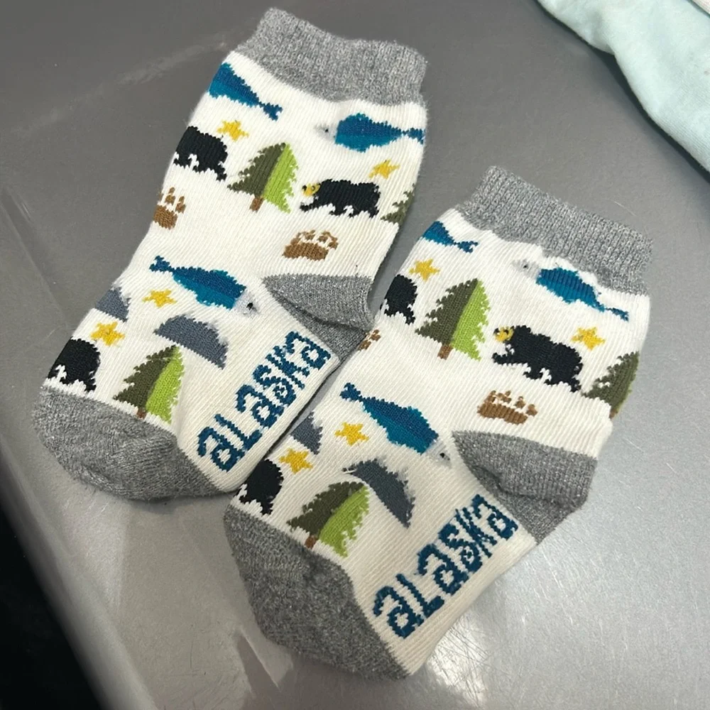 Baby infant socks Alaska bear wilderness boy girl unisex gender neutral